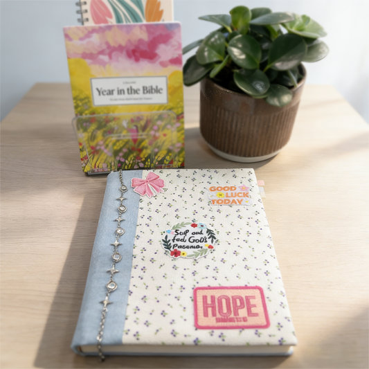 Embroidery Bible Book Covers for Paperbacks Soft Cloth Protector ，Comes with a beautiful chain bookmark.Thickness 2 cm，（8.86in*11.22in）